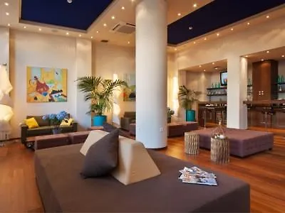 Center Square 3* אתונה