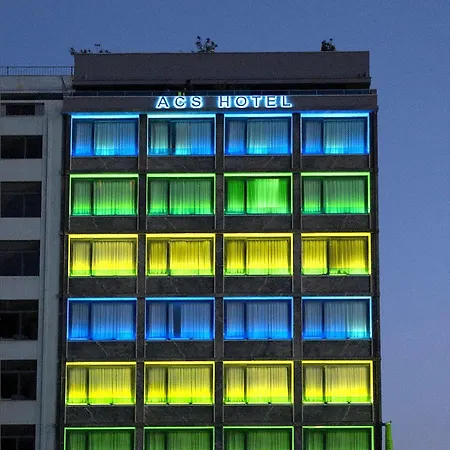 Center Square Hotel 3*